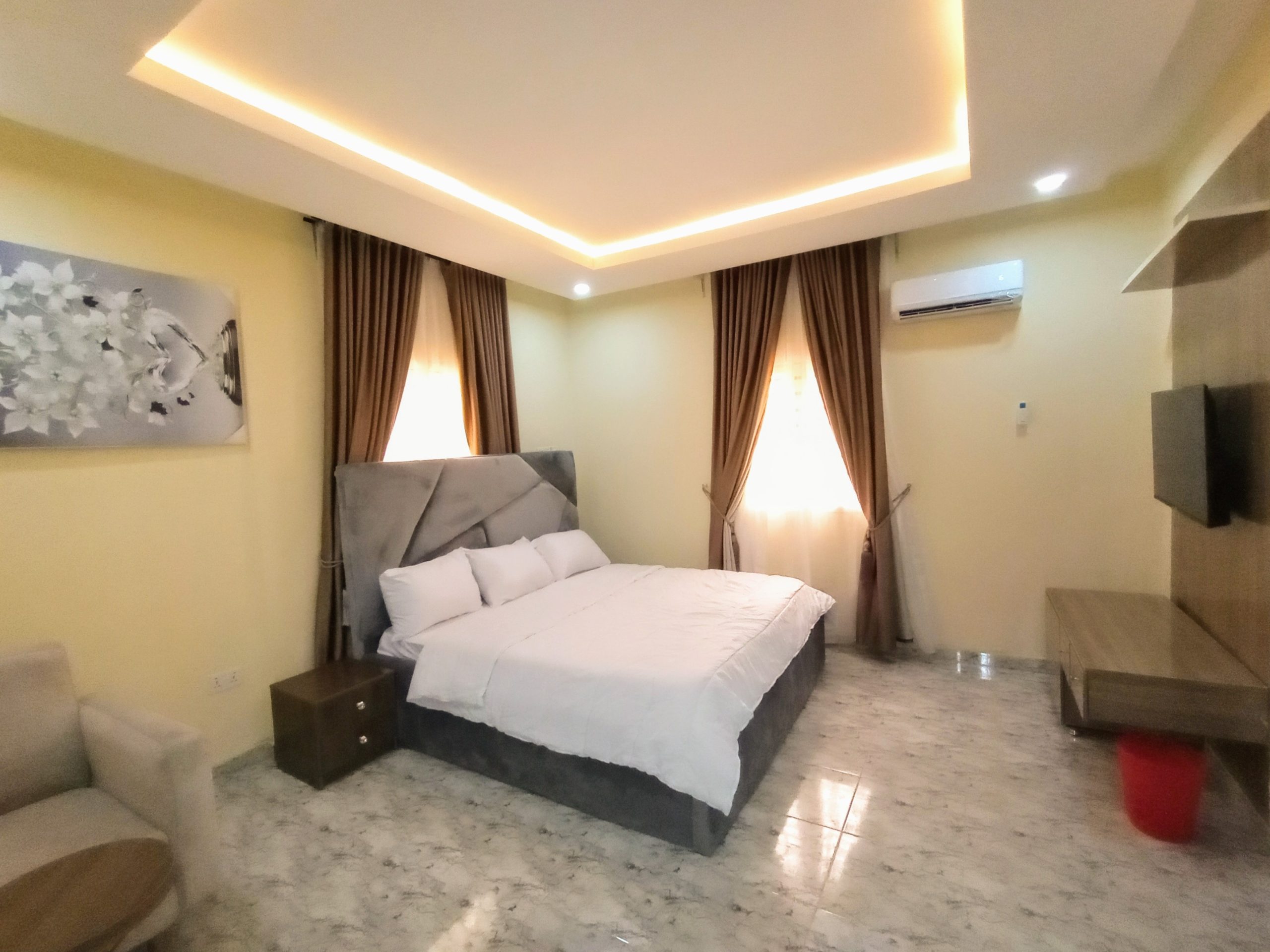 flat A3 {AURORA ROOM}